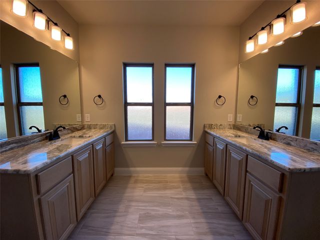 465 Aldred Street, Greenville, TX 75401