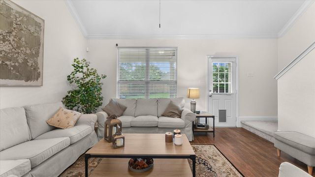 39 Wood Drake Place, Tomball, TX 77375