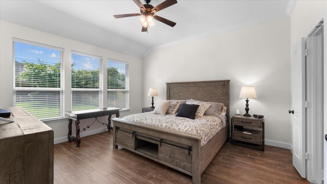 39 Wood Drake Place, Tomball, TX 77375