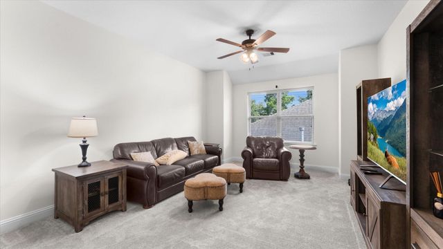 39 Wood Drake Place, Tomball, TX 77375