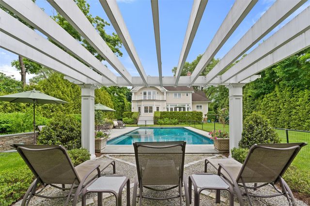 64 Stratton Road, Scarsdale, NY 10583
