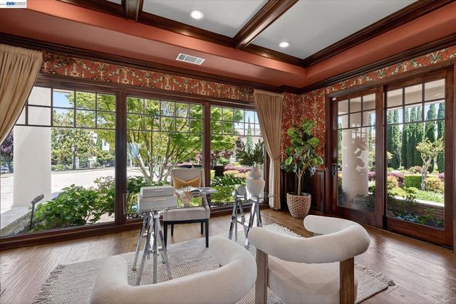 3301 Deer Hollow Dr, Danville, CA 94506