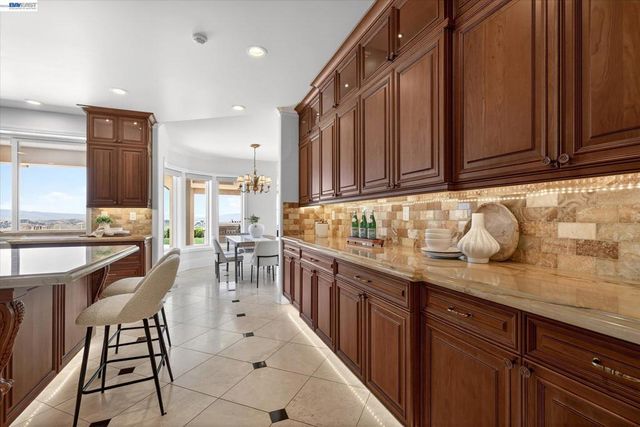 3301 Deer Hollow Dr, Danville, CA 94506