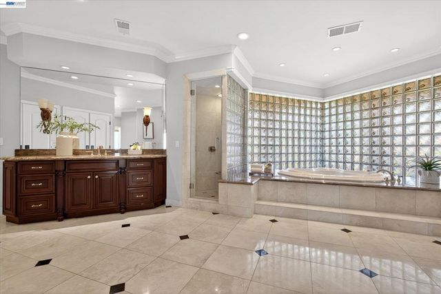 3301 Deer Hollow Dr, Danville, CA 94506