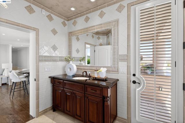 3301 Deer Hollow Dr, Danville, CA 94506