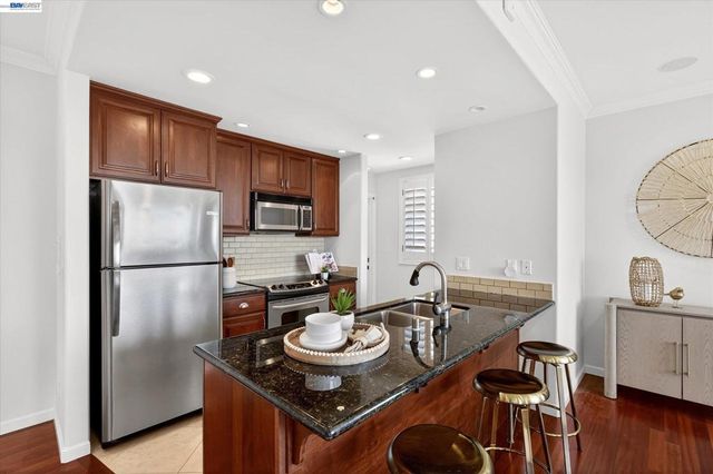 3301 Deer Hollow Dr, Danville, CA 94506