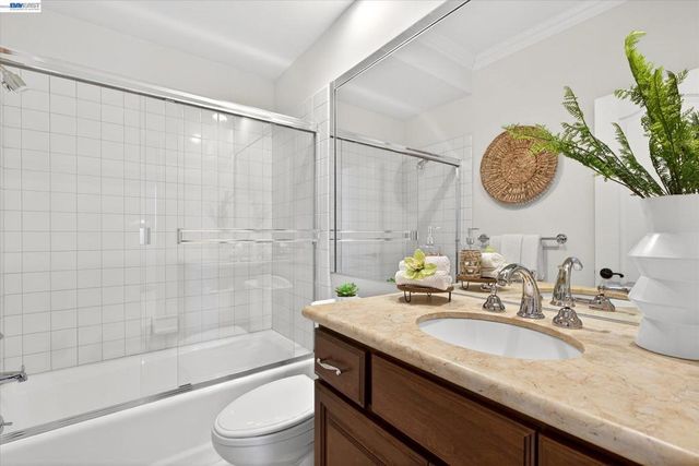 3301 Deer Hollow Dr, Danville, CA 94506