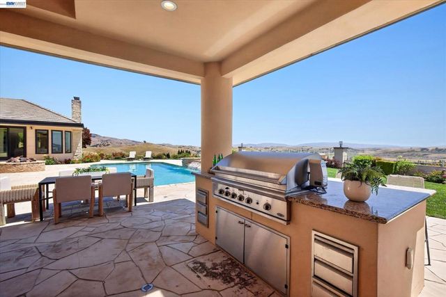 3301 Deer Hollow Dr, Danville, CA 94506