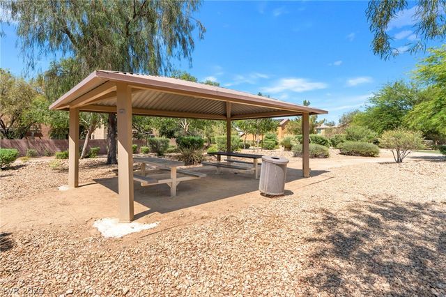 5213 El Castano Avenue, Las Vegas, NV 89108