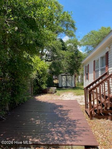 2678 Seashore Road SW, Supply, NC 28462