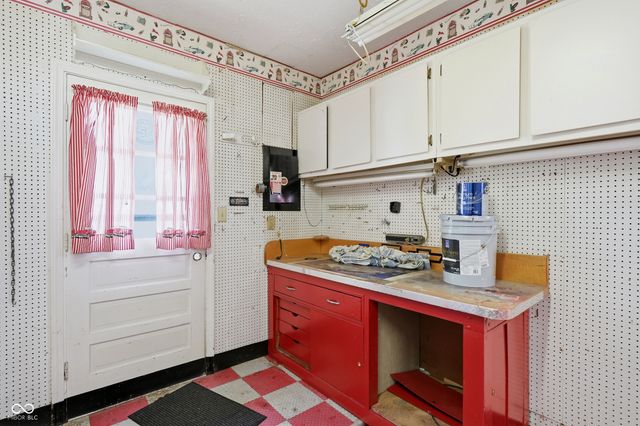 814 Sprague Street, Indianapolis, IN 46217