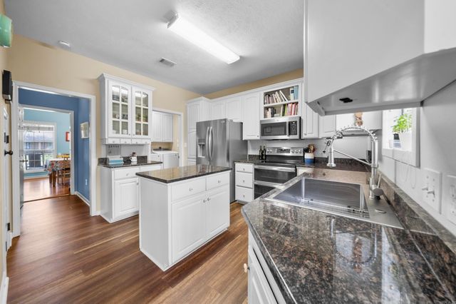 59 Weaver Cir, Vilonia, AR 72173