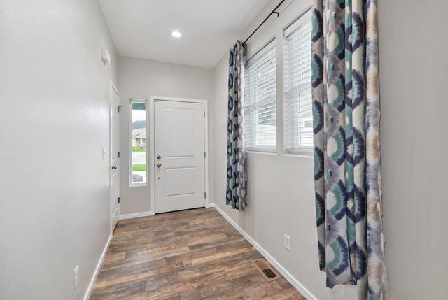 2019 N CARSON RANGE St, Liberty Lake, WA 99019