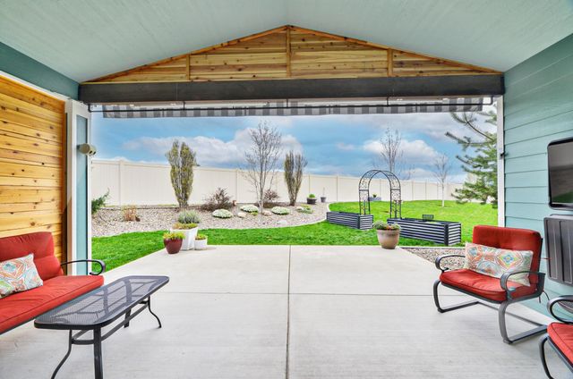 2019 N CARSON RANGE St, Liberty Lake, WA 99019