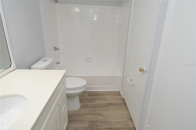 8722 MALLARD RESERVE DRIVE 202, Tampa, FL 33614