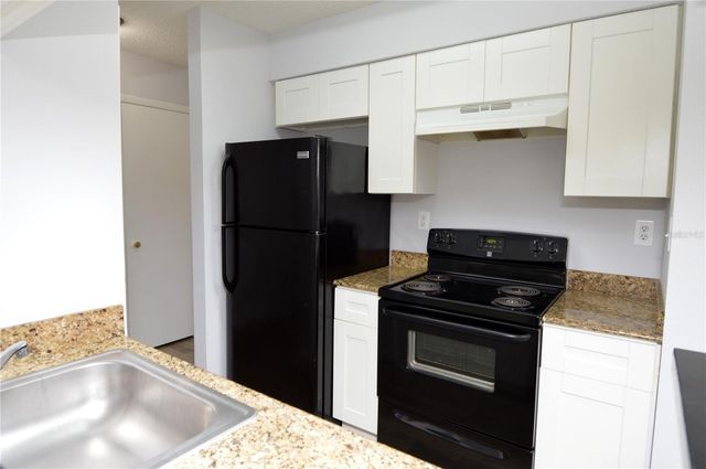 8722 MALLARD RESERVE DRIVE 202, Tampa, FL 33614