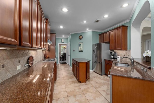 9822 Prairie Clover Lane, Spring, TX 77379