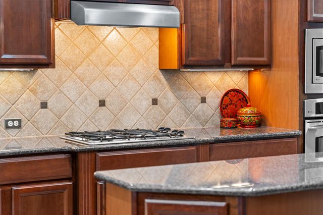 9822 Prairie Clover Lane, Spring, TX 77379