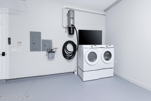 7607 Kiawah Way, Melbourne Beach, FL 32951