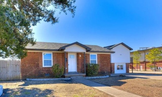 228 W Fairchild, Midwest City, OK 73110