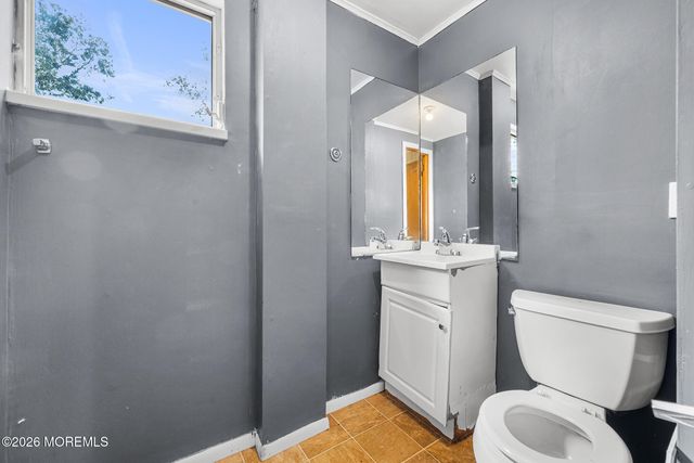 905 Washington Street, Toms River, NJ 08753