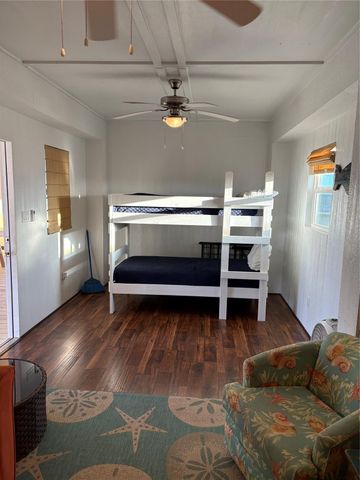 2506 Howell, Crystal Beach, TX 77650