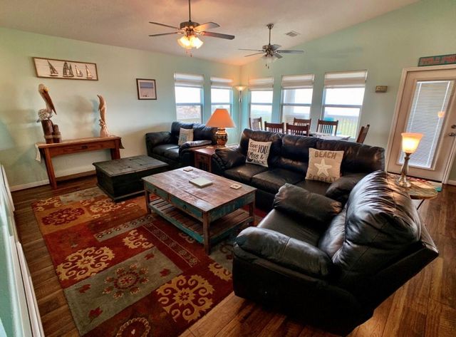 2506 Howell, Crystal Beach, TX 77650