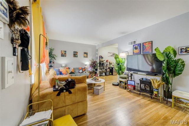 9235 Filibert Drive, St Louis, MO 63137