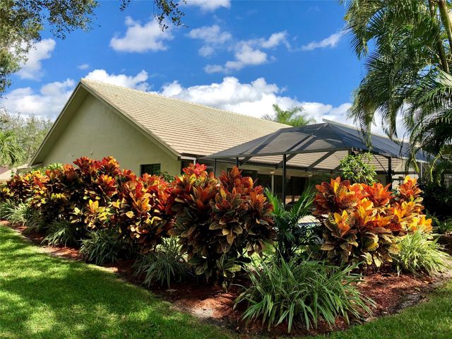 2662 NW 42nd Street, Boca Raton, FL 33434