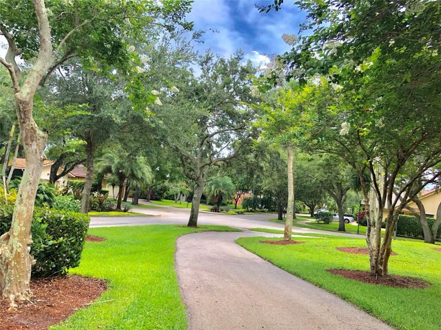 2662 NW 42nd Street, Boca Raton, FL 33434