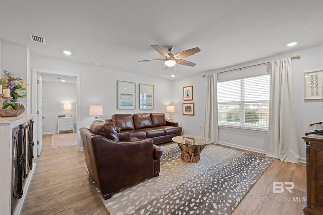 10751 Northern Dancer Court, Daphne, AL 36526