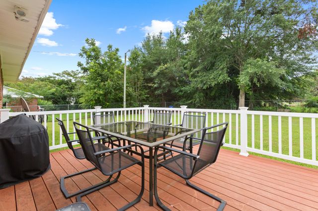 325 Eastwood Circle, Orangeburg, SC 29118