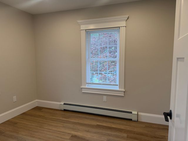 17 Seaview St 17, Plymouth, MA 02360