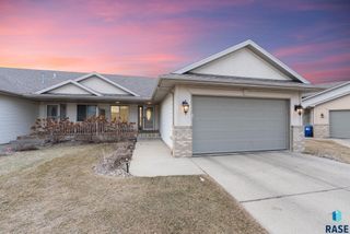 7505 S Peregrine Pl Place, Sioux Falls, SD 57108