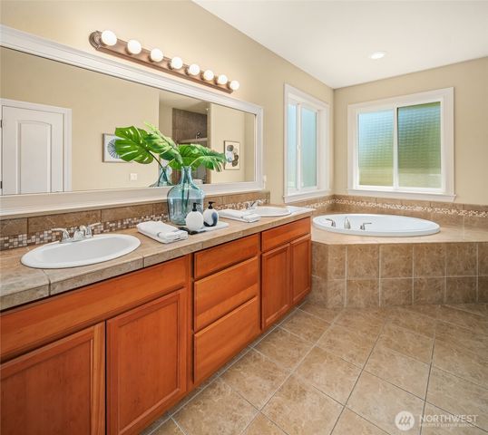 12921 195th Avenue Ct E, Bonney Lake, WA 98391
