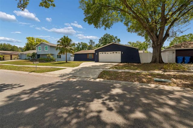 4710 SOUTHBREEZE DRIVE, Tampa, FL 33624