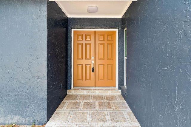 4710 SOUTHBREEZE DRIVE, Tampa, FL 33624