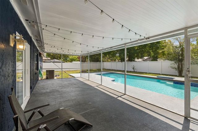 4710 SOUTHBREEZE DRIVE, Tampa, FL 33624