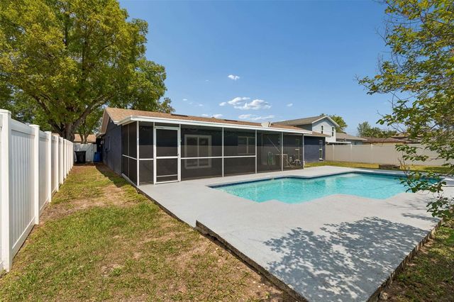 4710 SOUTHBREEZE DRIVE, Tampa, FL 33624