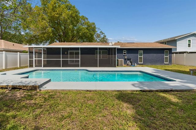 4710 SOUTHBREEZE DRIVE, Tampa, FL 33624