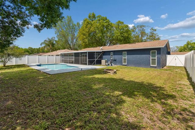 4710 SOUTHBREEZE DRIVE, Tampa, FL 33624