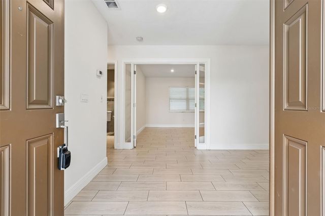 4710 SOUTHBREEZE DRIVE, Tampa, FL 33624