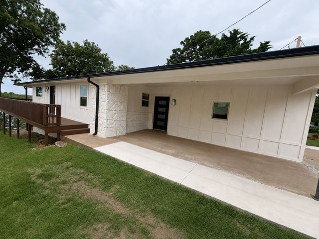 131 Salt Creek Drive, Mannford, OK 74044