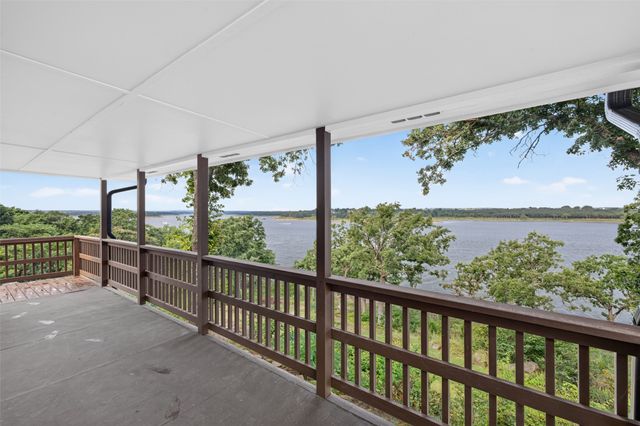 131 Salt Creek Drive, Mannford, OK 74044