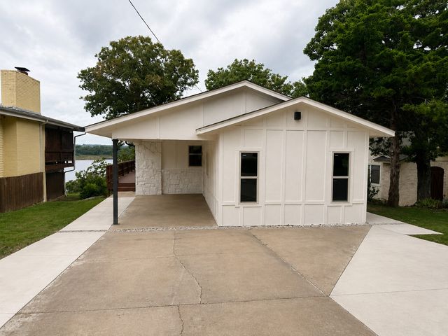 131 Salt Creek Drive, Mannford, OK 74044