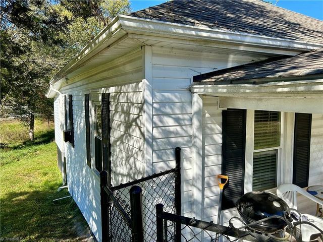 280 Burke Road, Mount Airy, NC 27030