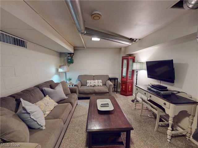 1405 35th Street NW, Canton, OH 44709