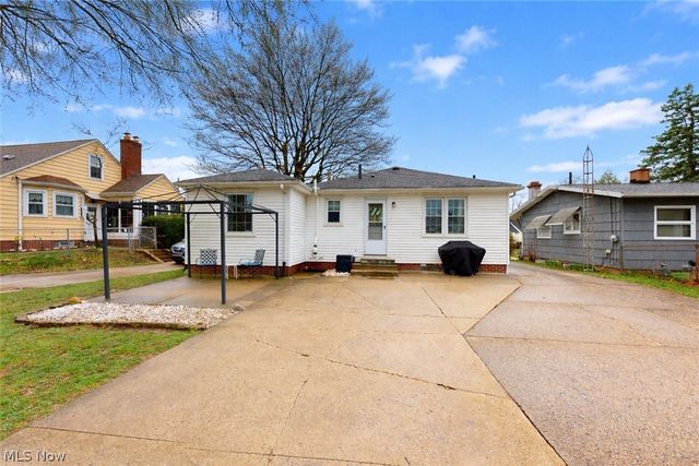 1405 35th Street NW, Canton, OH 44709