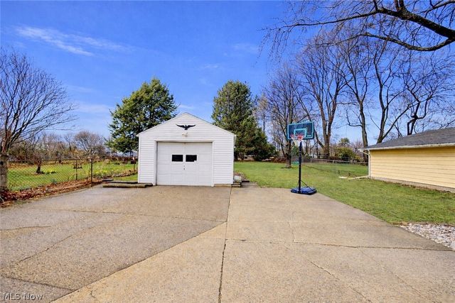 1405 35th Street NW, Canton, OH 44709