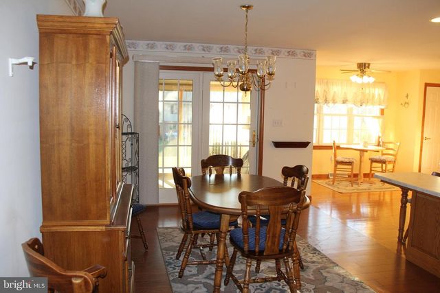 668 SNYDER HILL RD, Lititz, PA 17543